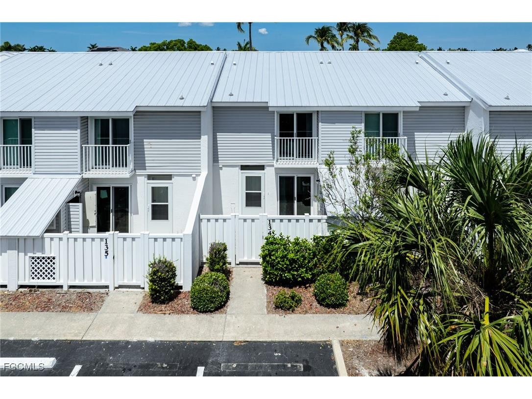 18044 San Carlos Boulevard #134 Fort Myers Beach FL 33931 2025017779 image1