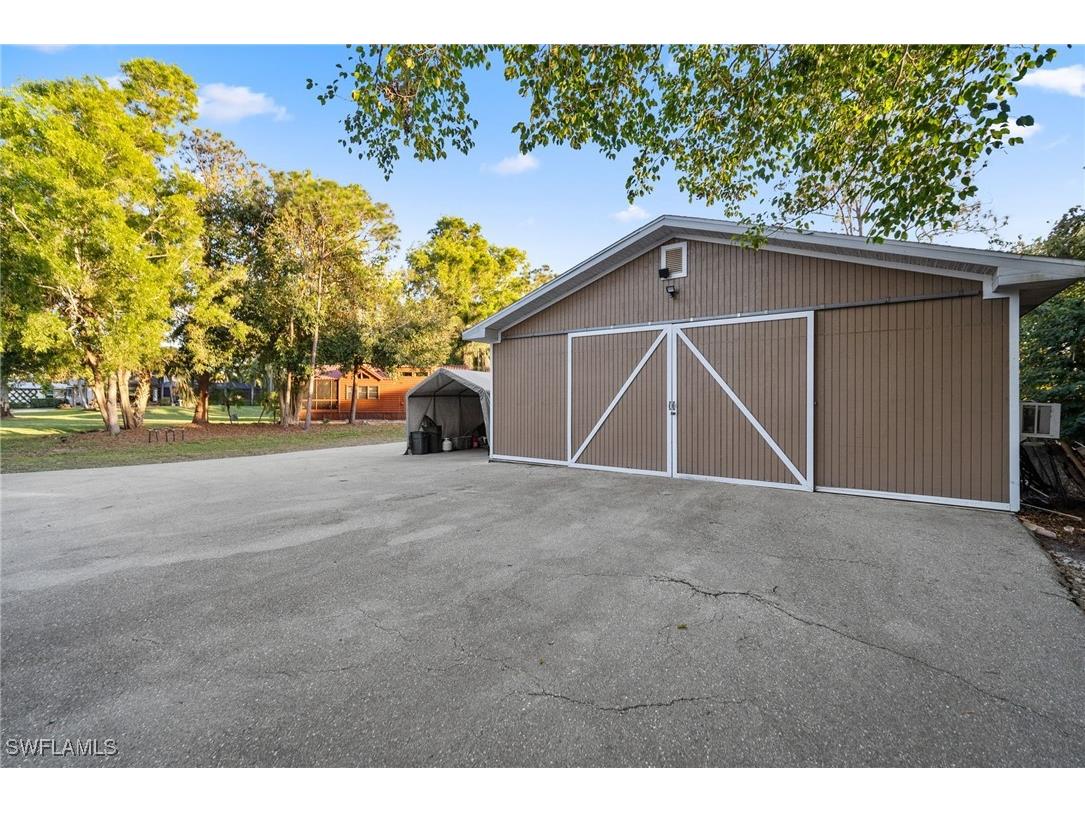 1805 Heritage Trail Naples FL 34112 225072635 image47