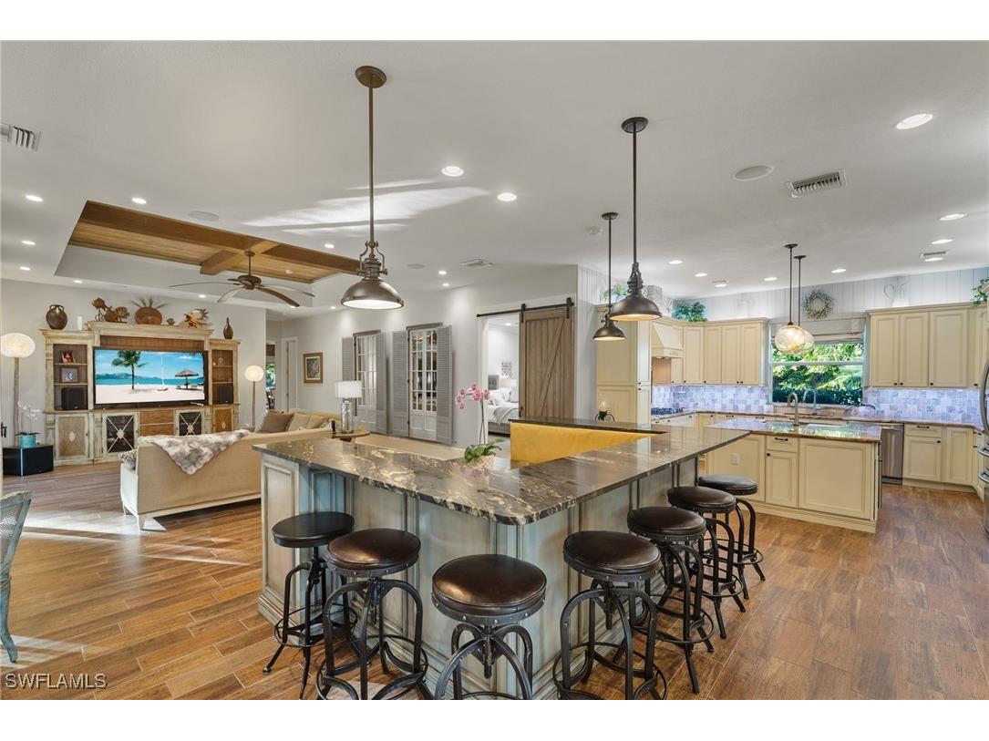 1805 Heritage Trail Naples FL 34112 225072635 image8