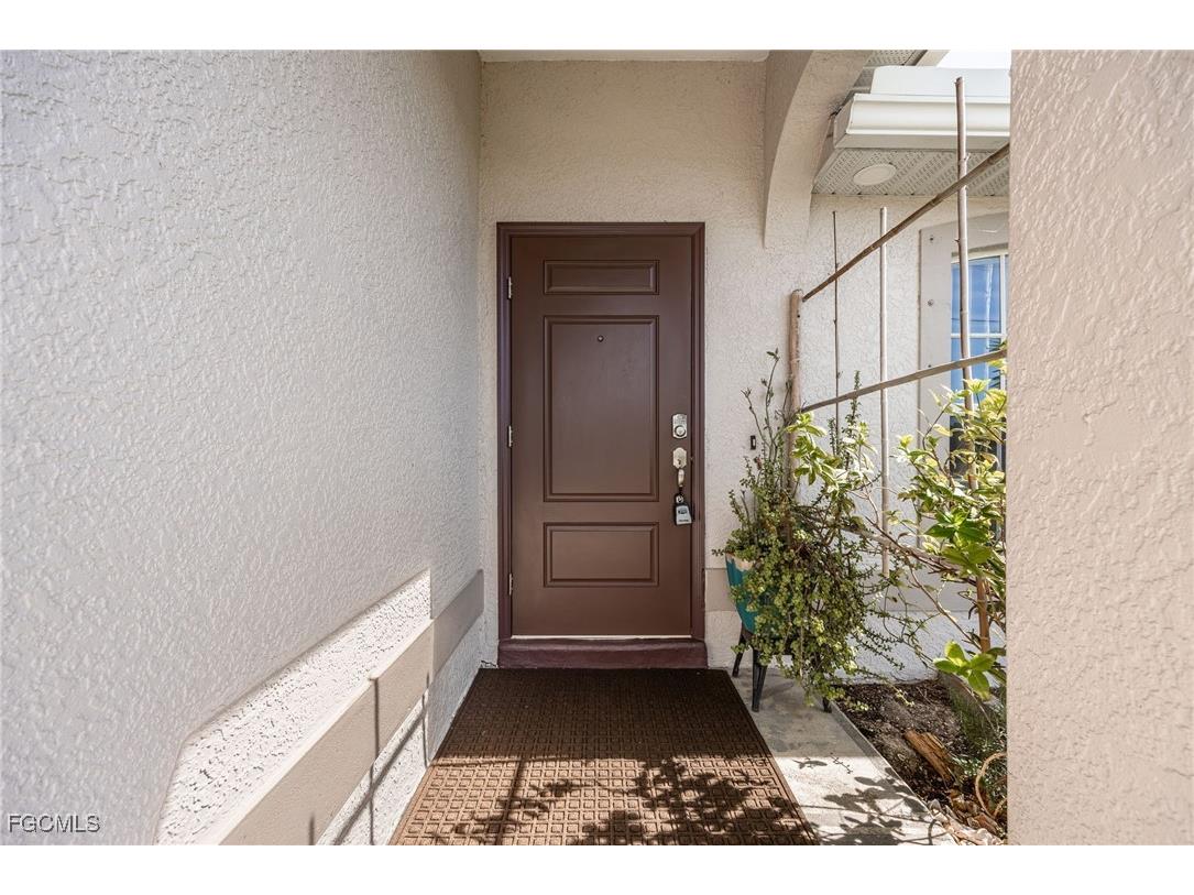 1805 NW 7th Avenue Cape Coral FL 33993 2025019541 image2