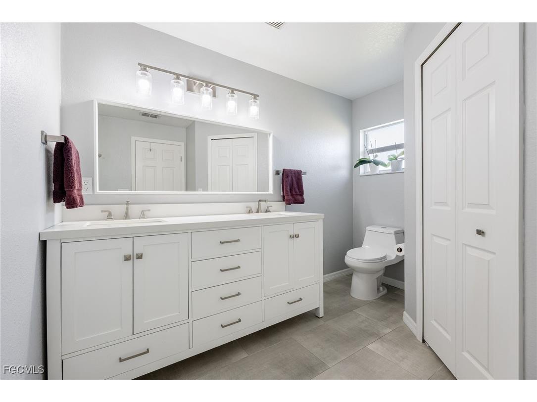 1805 NW 7th Avenue Cape Coral FL 33993 2025019541 image23