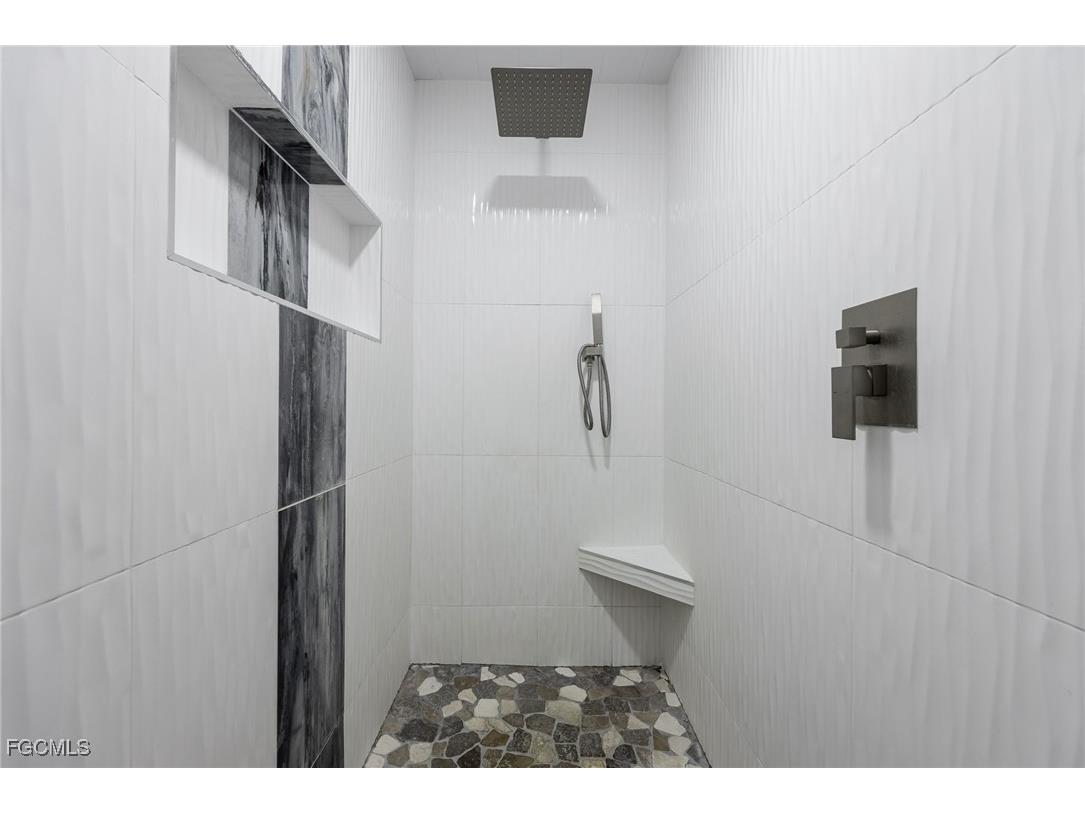 1805 NW 7th Avenue Cape Coral FL 33993 2025019541 image24