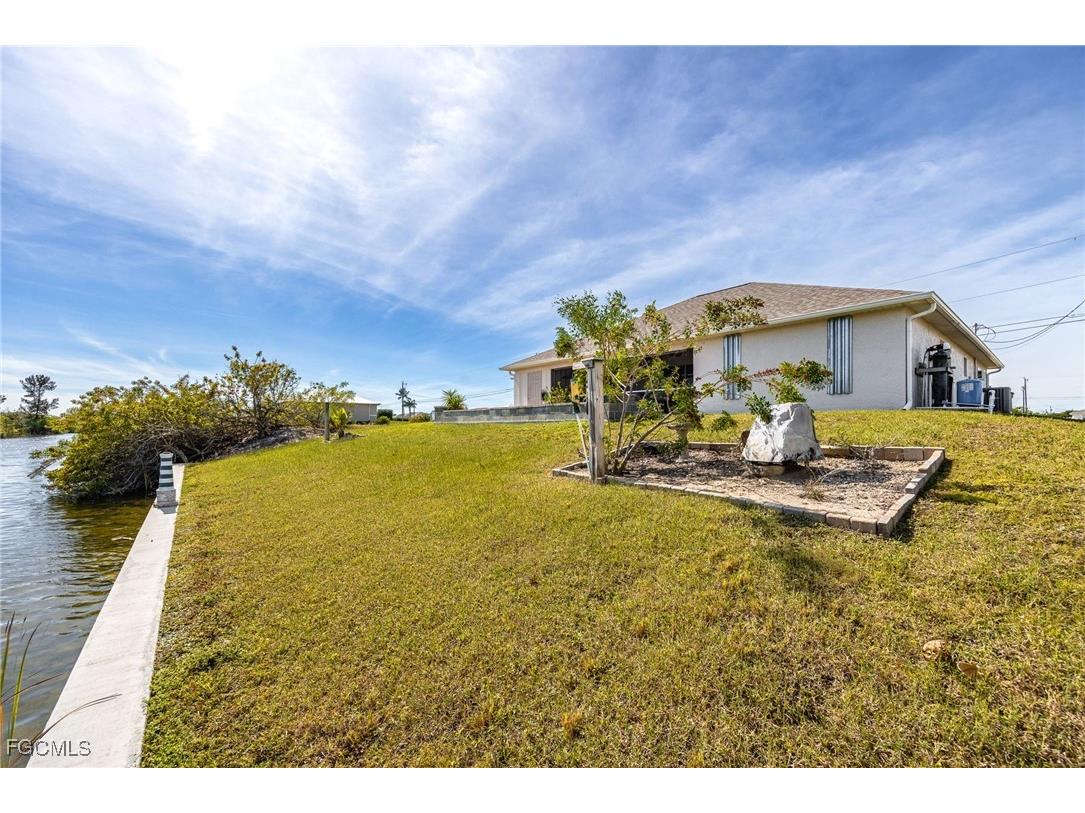 1805 NW 7th Avenue Cape Coral FL 33993 2025019541 image33
