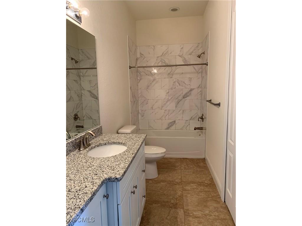 1805 Samantha Gayle Way #211 Cape Coral FL 33914 2025006367 image15