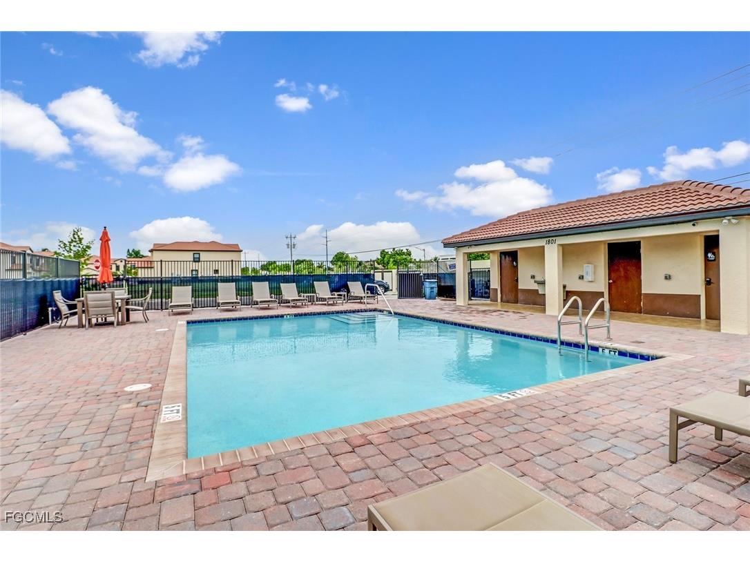1805 Samantha Gayle Way #211 Cape Coral FL 33914 2025006367 image19