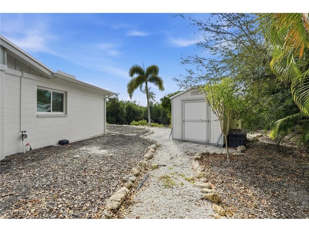 1806 Ibis Lane E Sanibel FL 33957 2026005194 image37