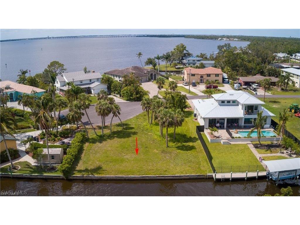 1806 Marina Circle North Fort Myers FL 33903 224044295 image1