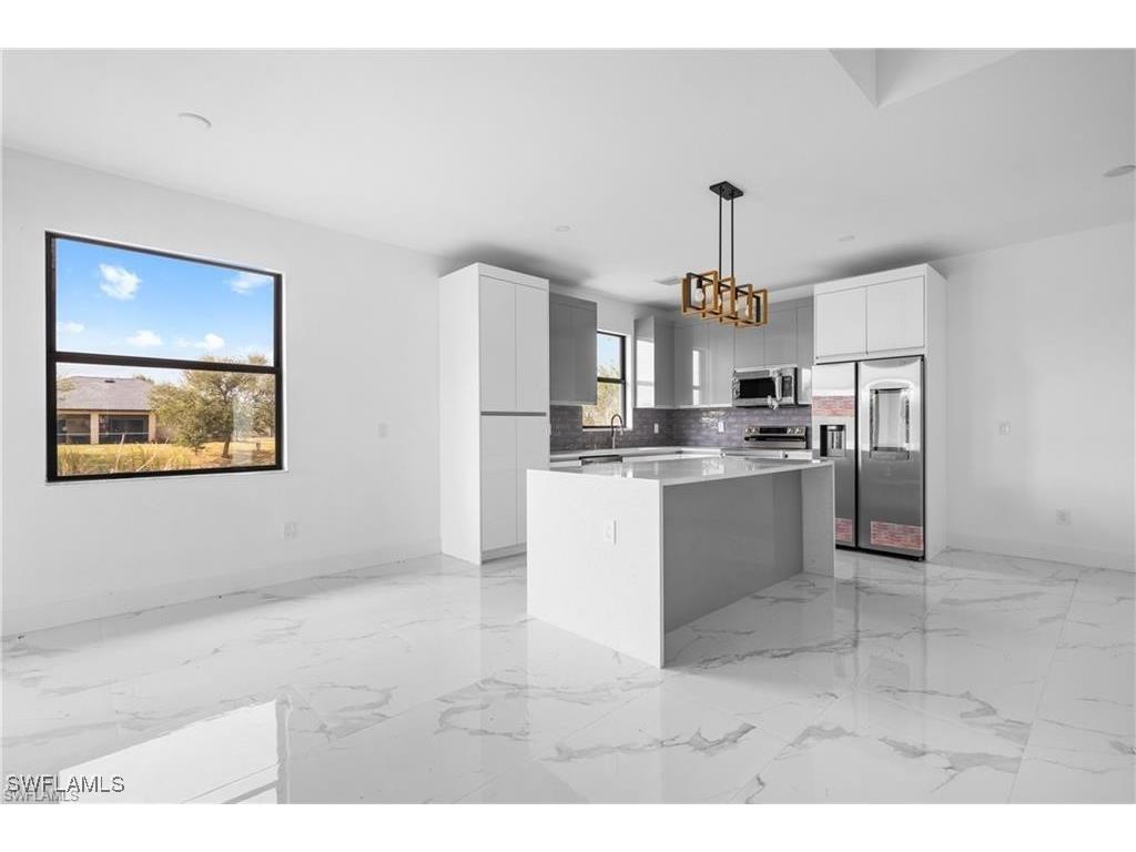 1806 NE 21st Place Cape Coral FL 33909 225069966 image9