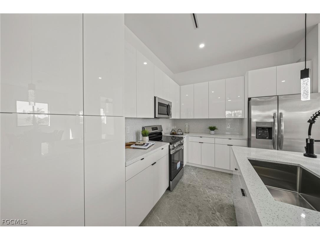 1806 NW 21st Avenue Cape Coral FL 33993 225040067 image6