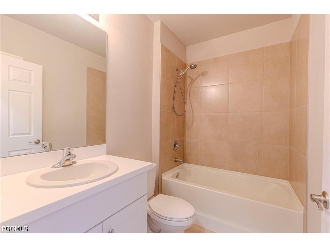 1806 NW 21st Terrace Cape Coral FL 33993 2026024839 image11