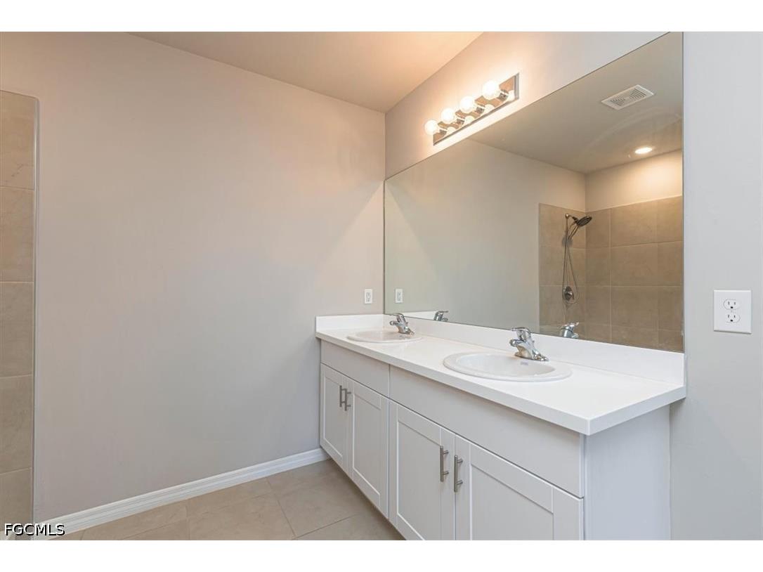 1806 NW 21st Terrace Cape Coral FL 33993 2026024839 image18