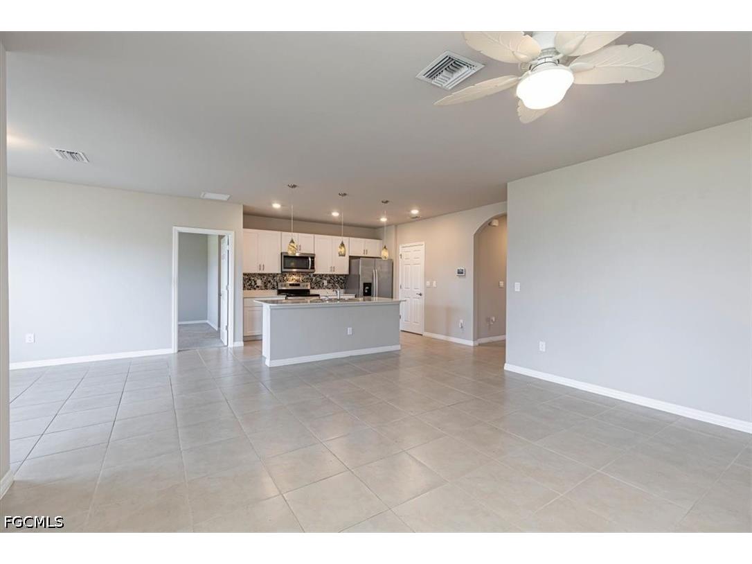 1806 NW 21st Terrace Cape Coral FL 33993 2026024839 image5