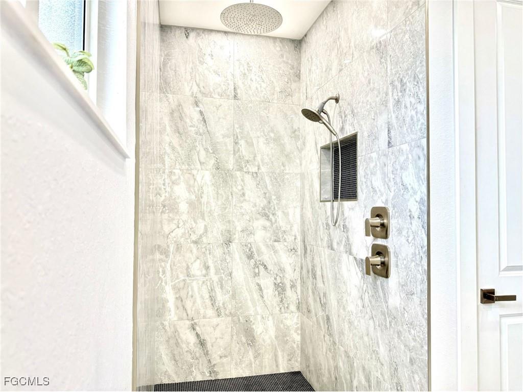 1806 NW 24th Avenue Cape Coral FL 33993 2025000458 image14