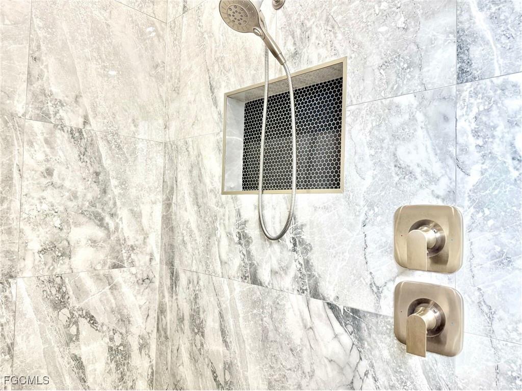 1806 NW 24th Avenue Cape Coral FL 33993 2025000458 image15