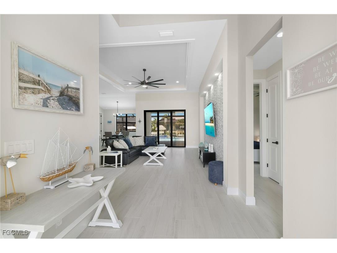 1806 NW 38th Place Cape Coral FL 33993 2025011398 image2