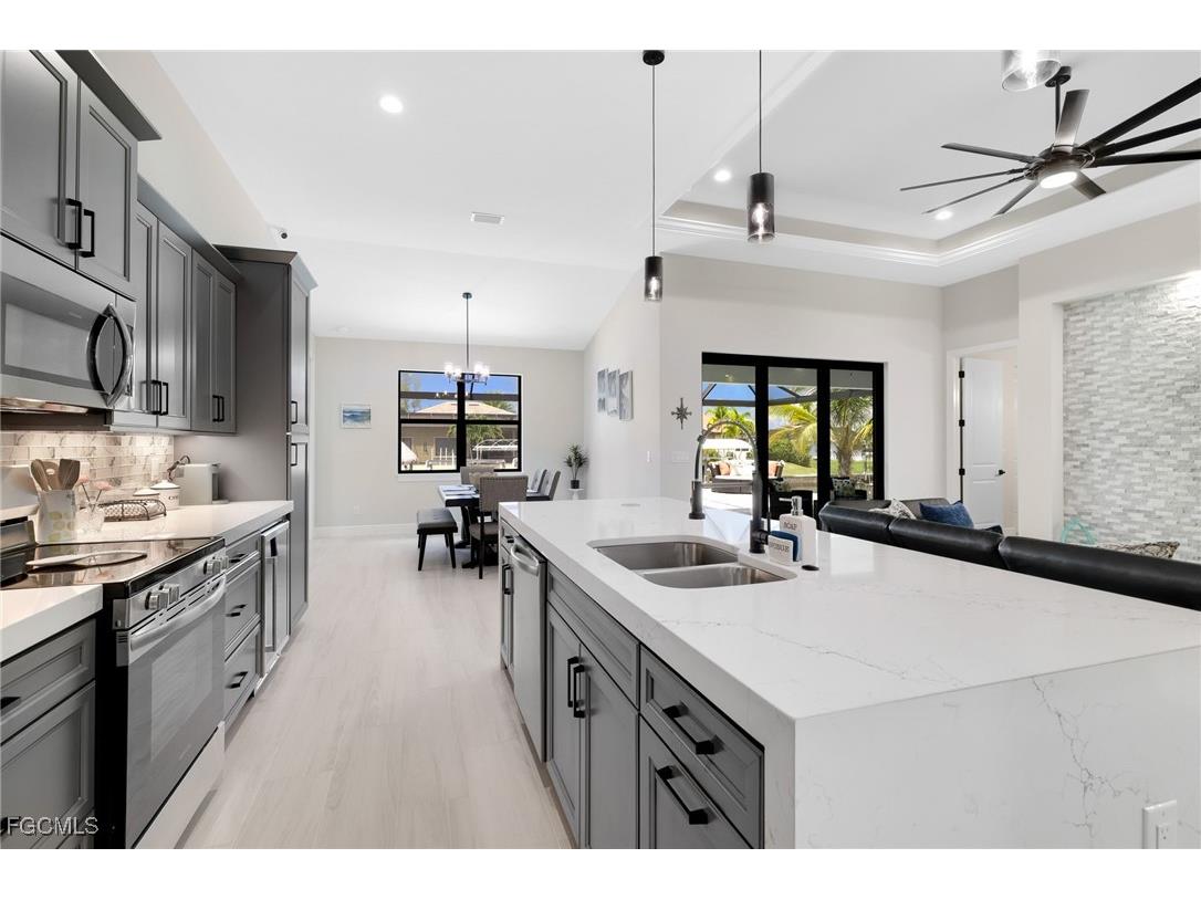 1806 NW 38th Place Cape Coral FL 33993 2025011398 image5