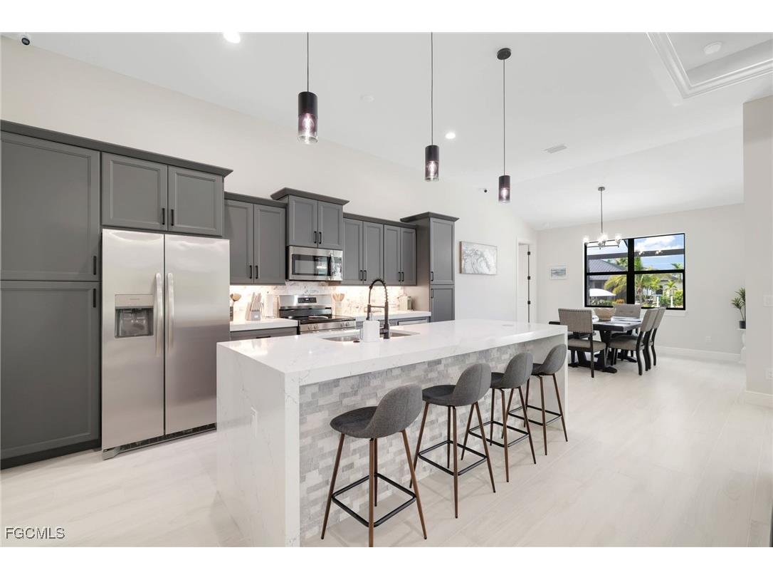 1806 NW 38th Place Cape Coral FL 33993 2025011398 image6