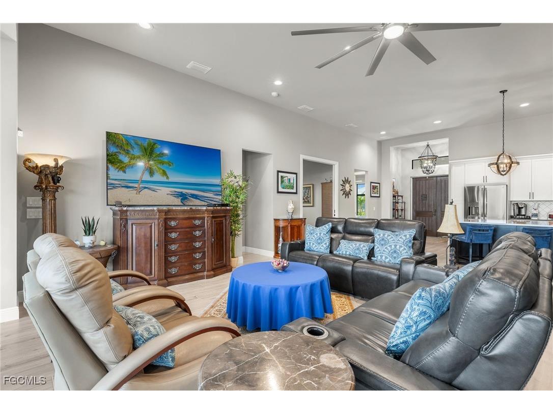 1806 Old Burnt Store Road N Cape Coral FL 33993 2026000687 image6