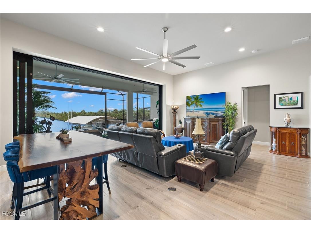 1806 Old Burnt Store Road N Cape Coral FL 33993 2026000687 image7