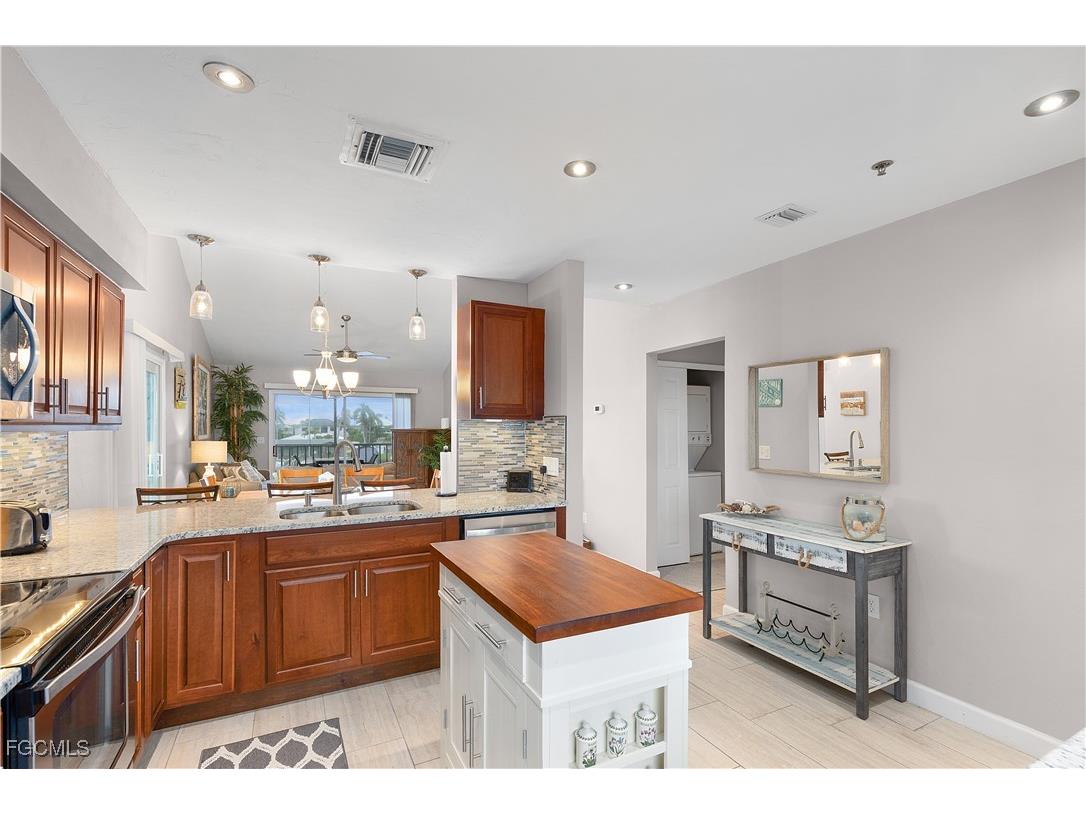 18068 San Carlos Boulevard #526 Fort Myers Beach FL 33931 2025005170 image10