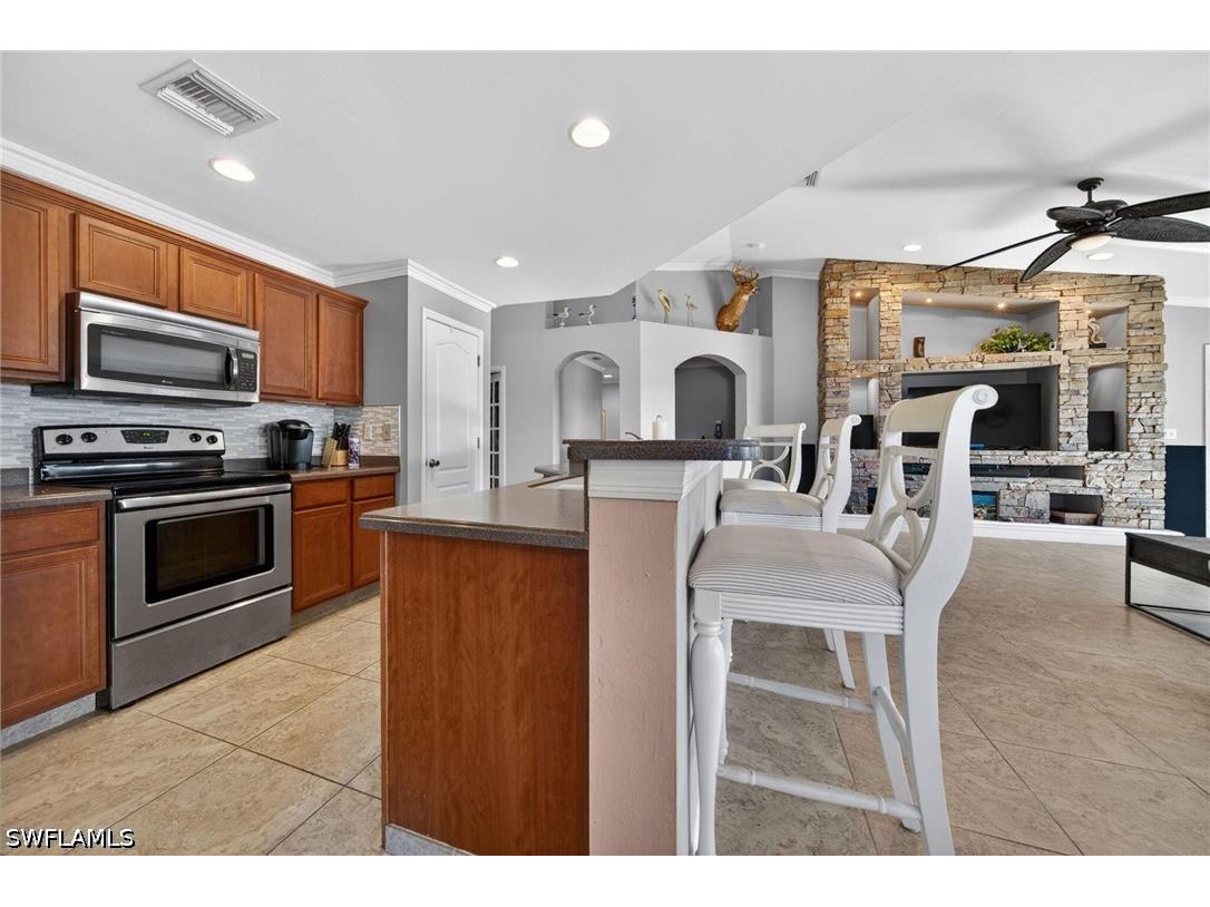 1807 NW 37th Avenue Cape Coral FL 33993 226021001 image10
