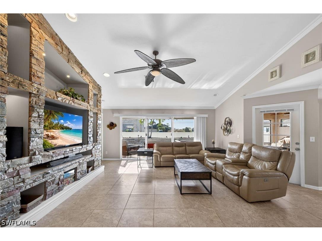 1807 NW 37th Avenue Cape Coral FL 33993 226021001 image6