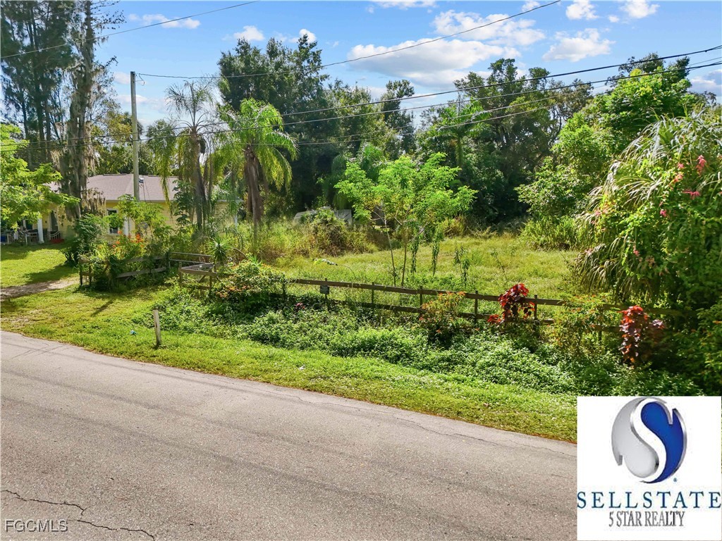 1807 Powell Drive North Fort Myers FL 33917 2025015246 image18