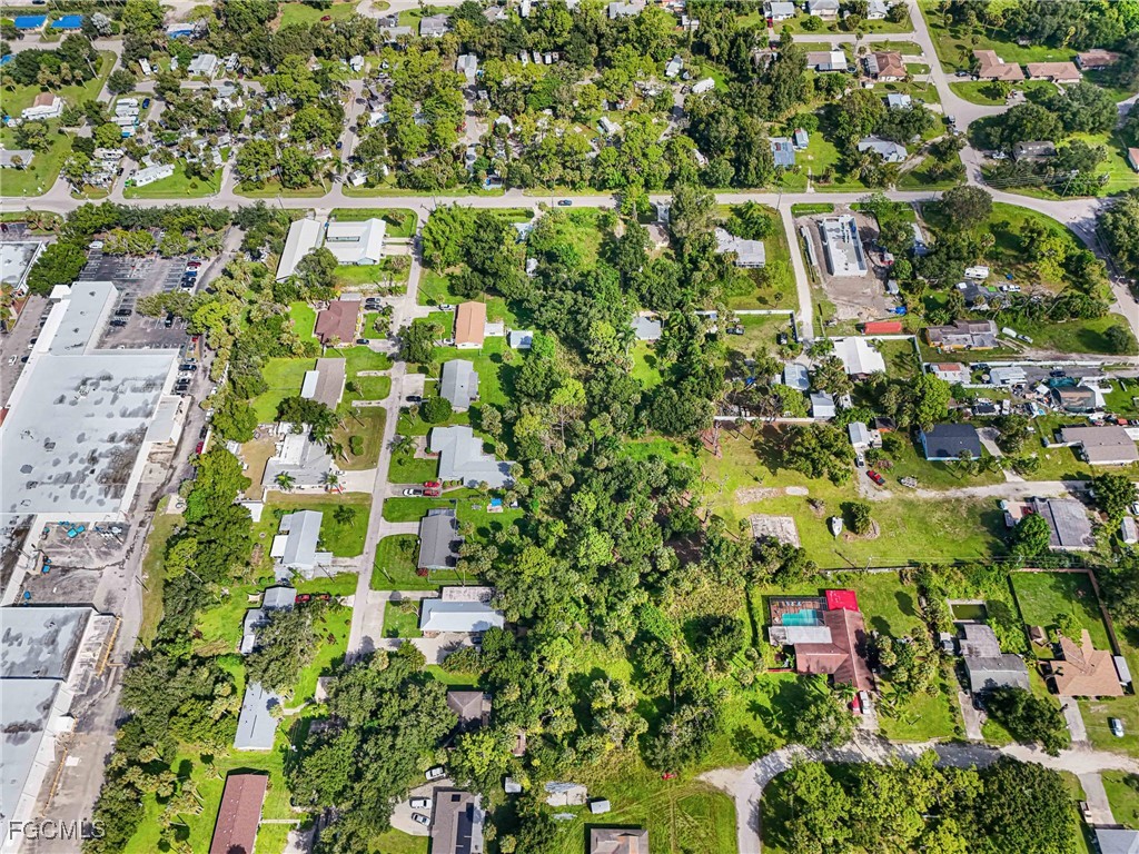 1807 Powell Drive North Fort Myers FL 33917 2025015246 image4