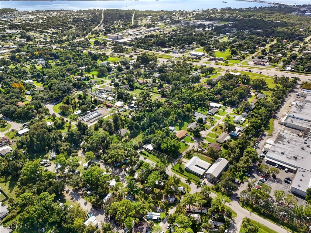 1807 Powell Drive North Fort Myers FL 33917 2025015246 image9