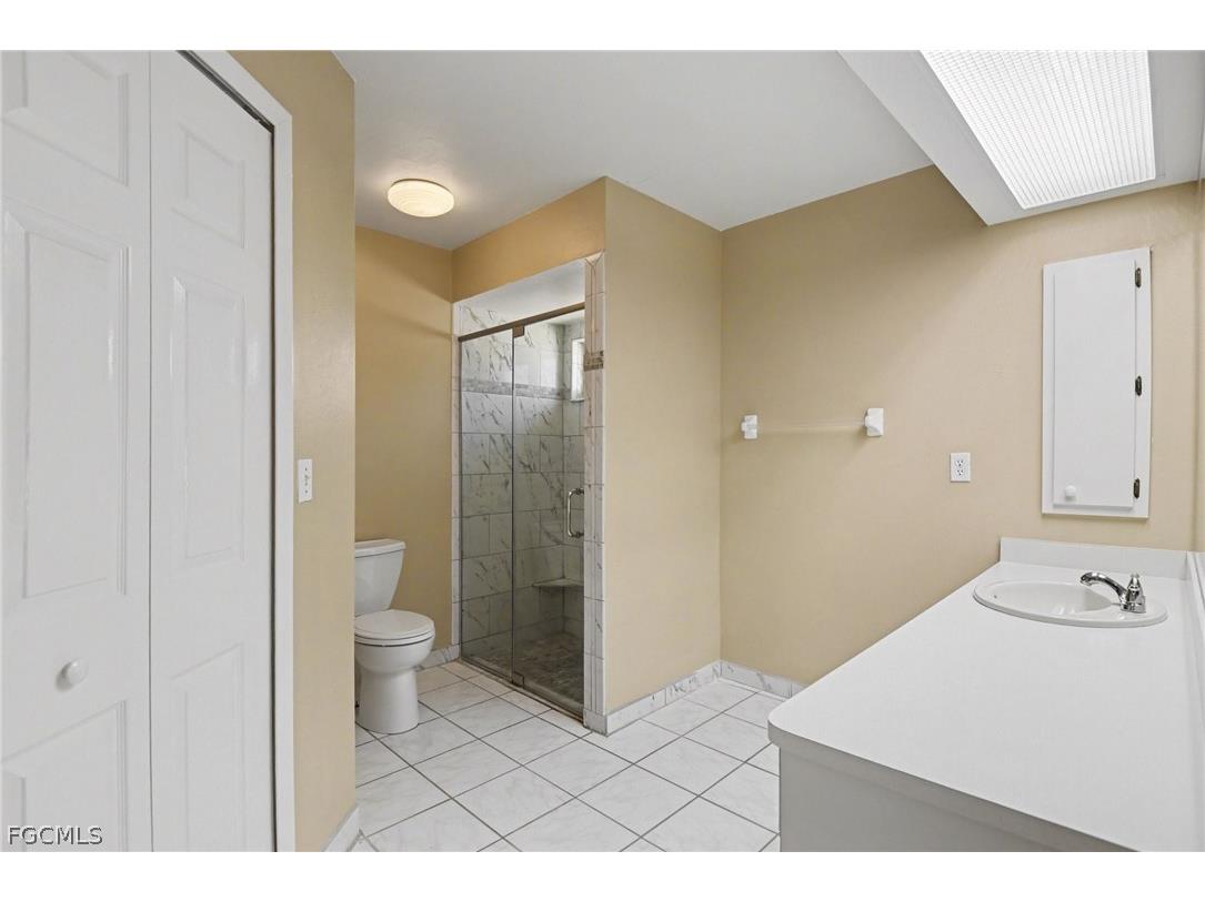 1807 SE 15th Street Cape Coral FL 33990 2026010253 image15