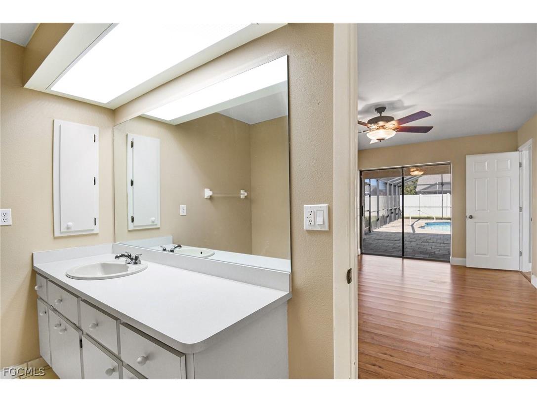1807 SE 15th Street Cape Coral FL 33990 2026010253 image17