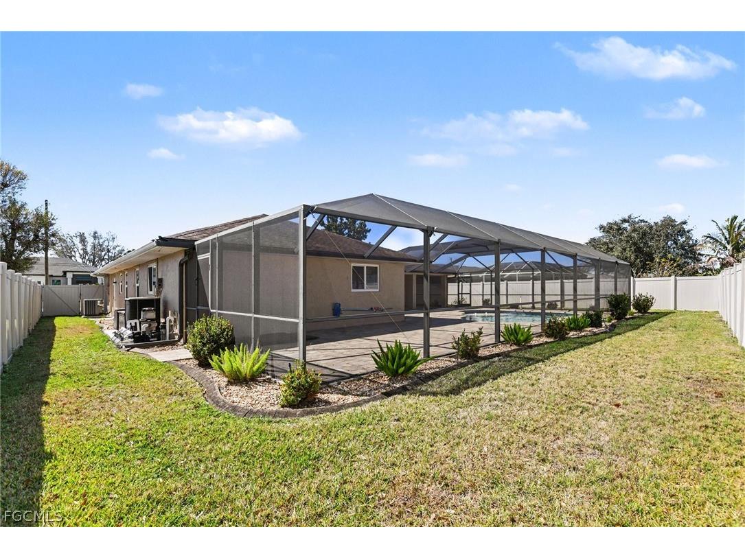 1807 SE 15th Street Cape Coral FL 33990 2026010253 image28