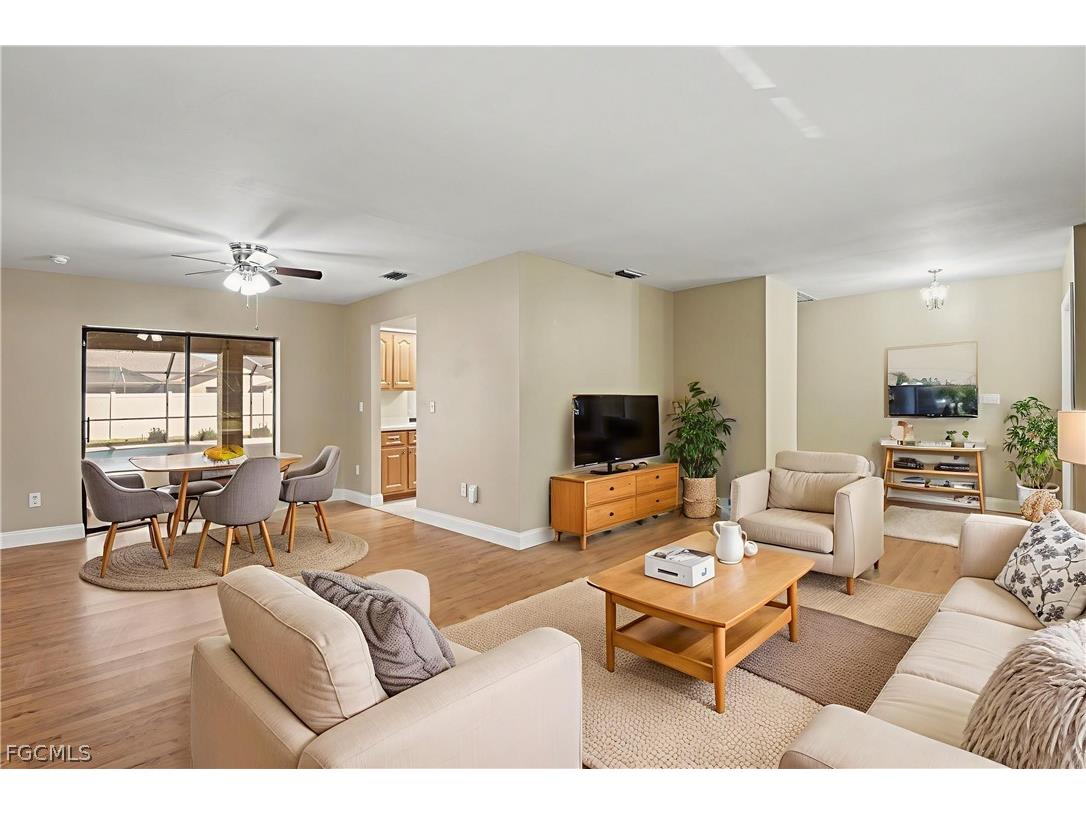 1807 SE 15th Street Cape Coral FL 33990 2026010253 image4