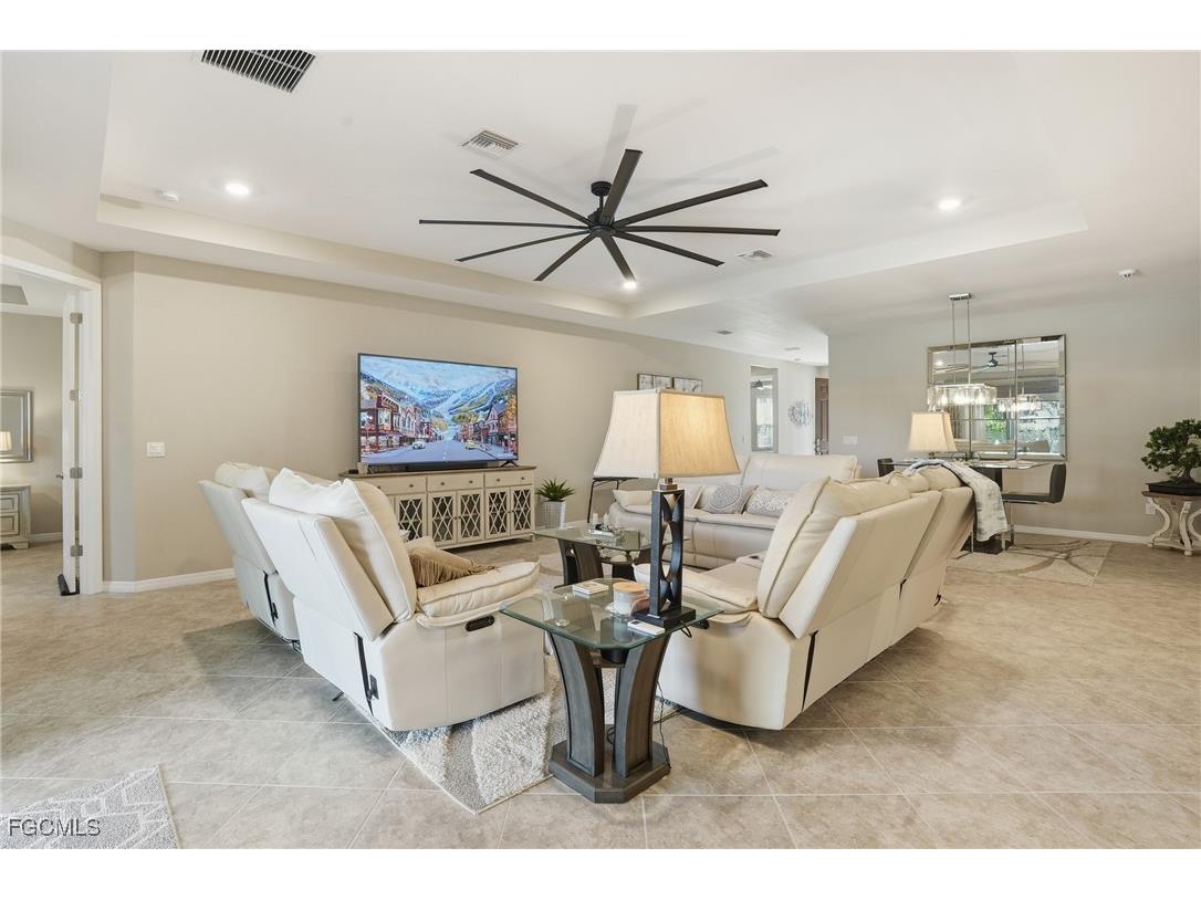 1807 SW 40th Terrace Cape Coral FL 33914 2025018831 image12