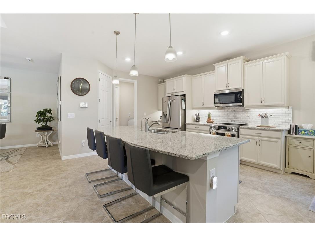 1807 SW 40th Terrace Cape Coral FL 33914 2025018831 image15