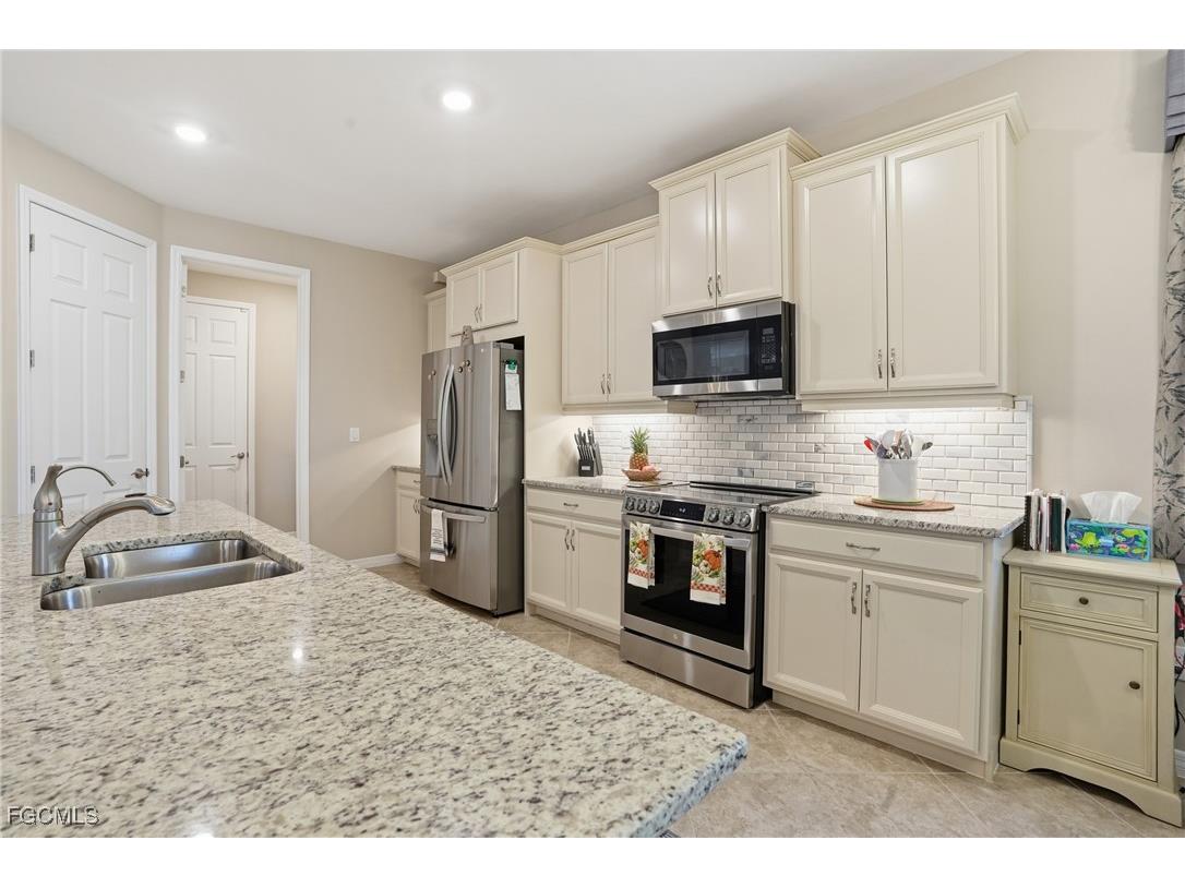 1807 SW 40th Terrace Cape Coral FL 33914 2025018831 image16