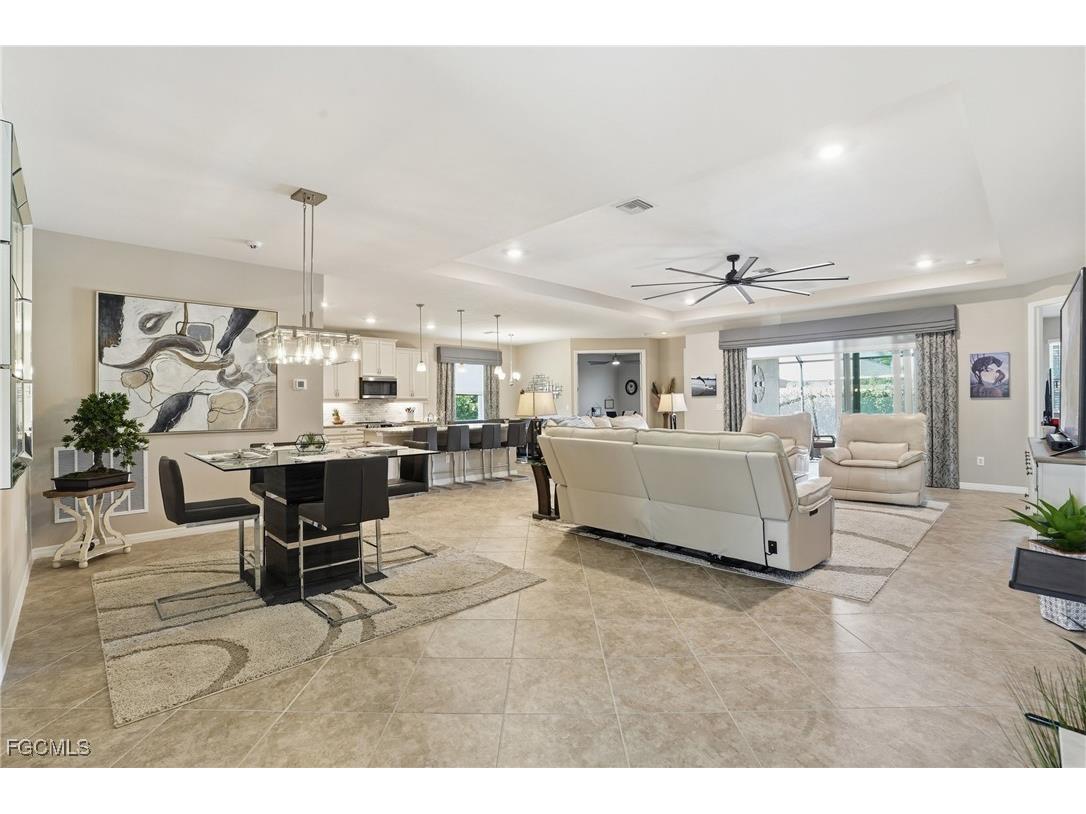 1807 SW 40th Terrace Cape Coral FL 33914 2025018831 image2