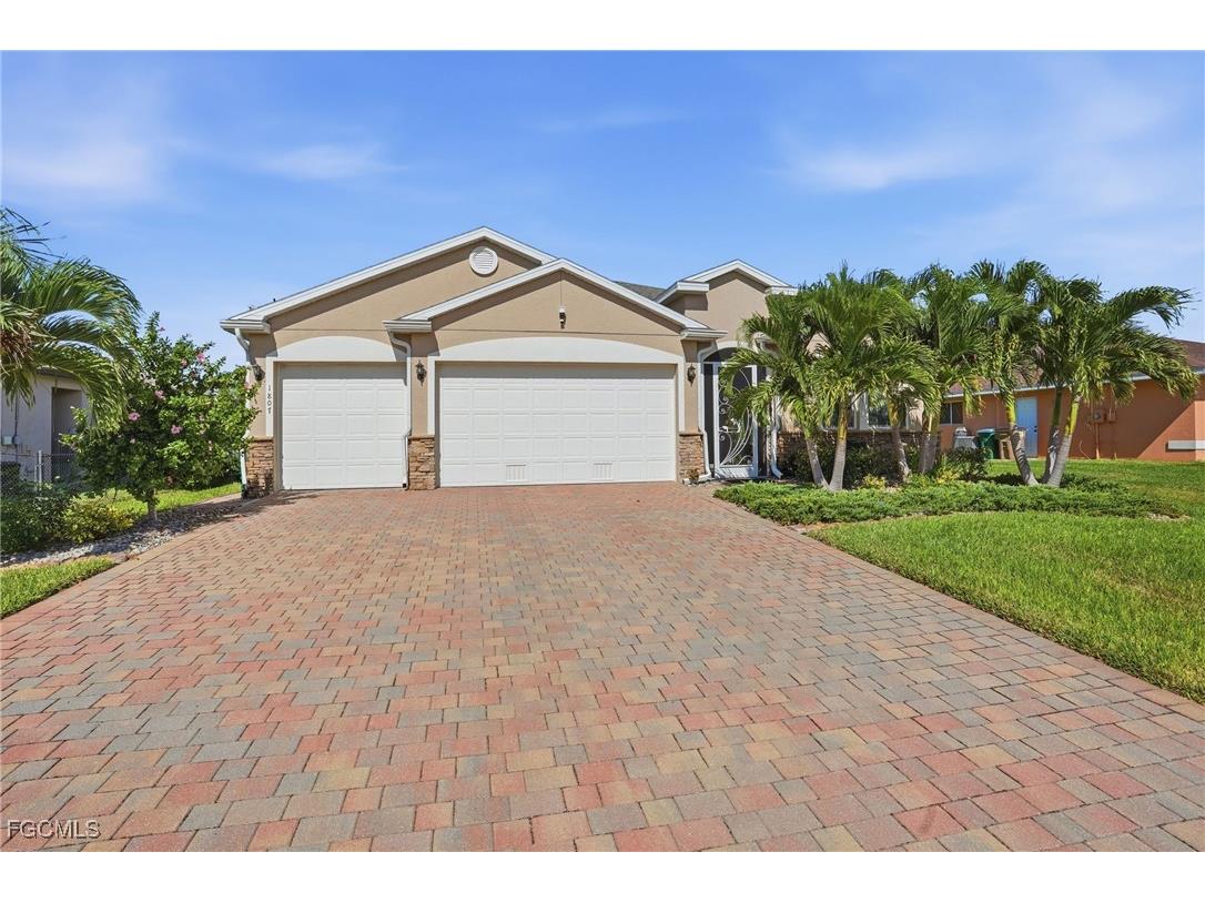 1807 SW 40th Terrace Cape Coral FL 33914 2025018831 image4