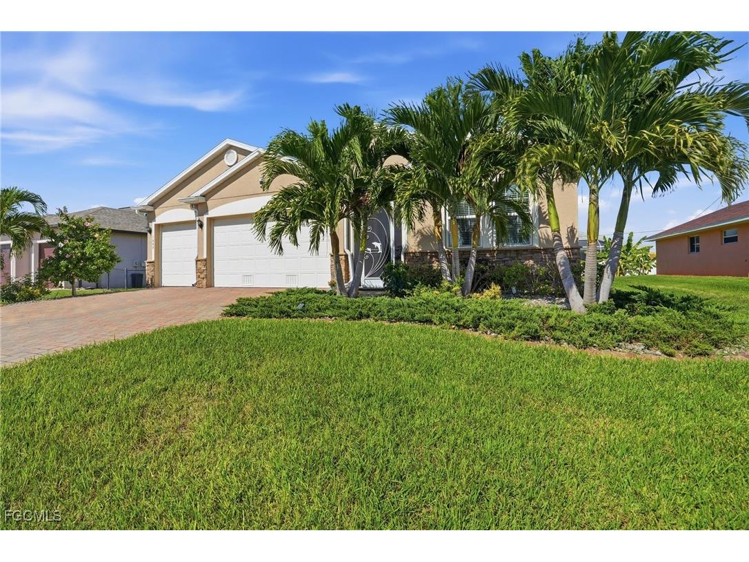 1807 SW 40th Terrace Cape Coral FL 33914 2025018831 image5