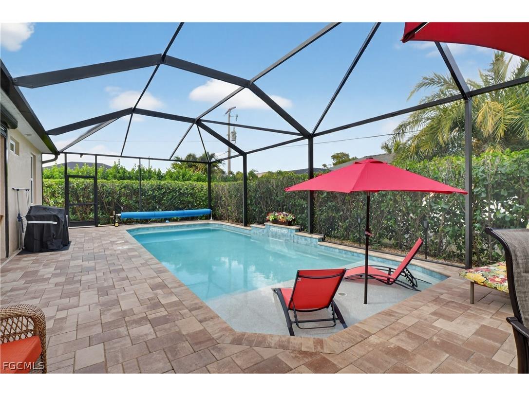 1807 SW 40th Terrace Cape Coral FL 33914 2026007421 image2