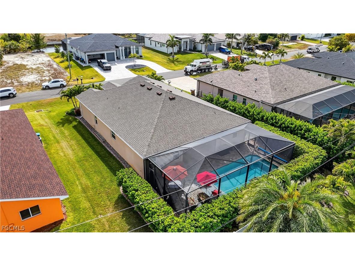 1807 SW 40th Terrace Cape Coral FL 33914 2026007421 image3