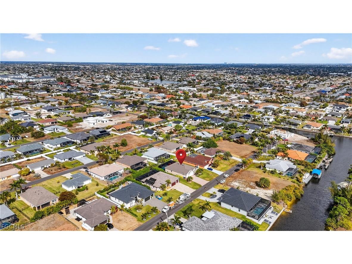1807 SW 40th Terrace Cape Coral FL 33914 2026007421 image44