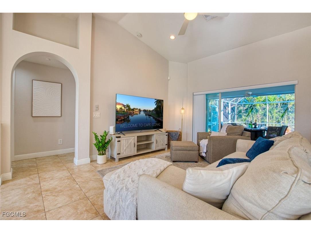 1807 SW 48th Lane Cape Coral FL 33914 2025019086 image14