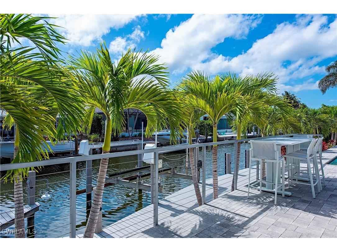 1807 Snook Drive Naples FL 34102 225046969 image13