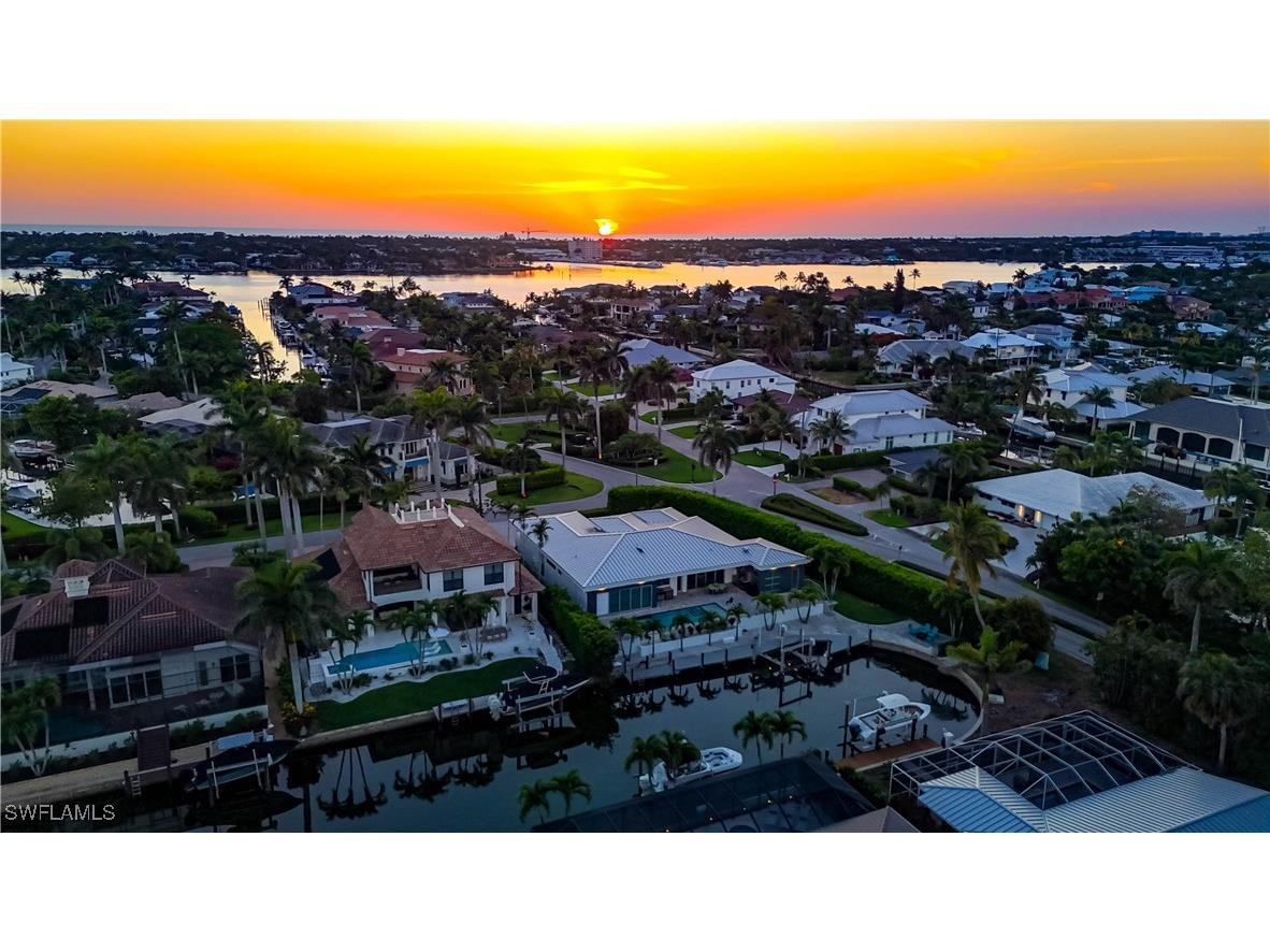 1807 Snook Drive Naples FL 34102 225046969 image25