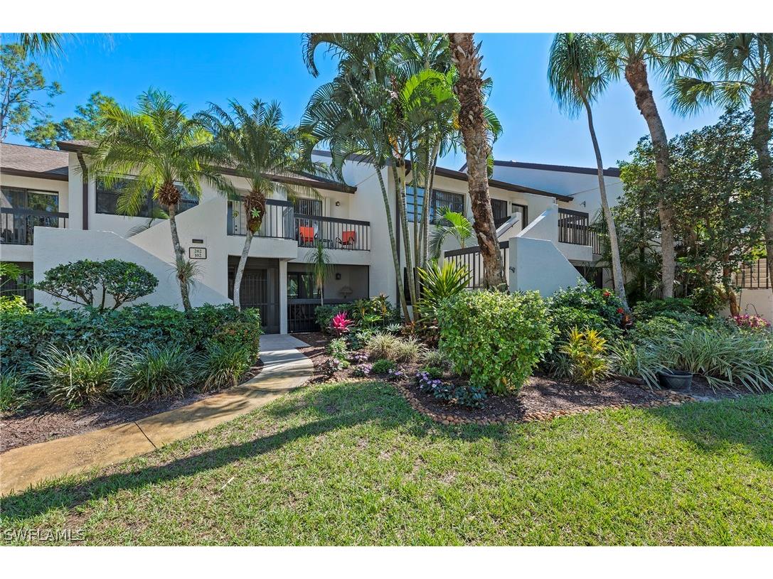 1808 Kings Lake Boulevard #102 Naples FL 34112 224027370 image1