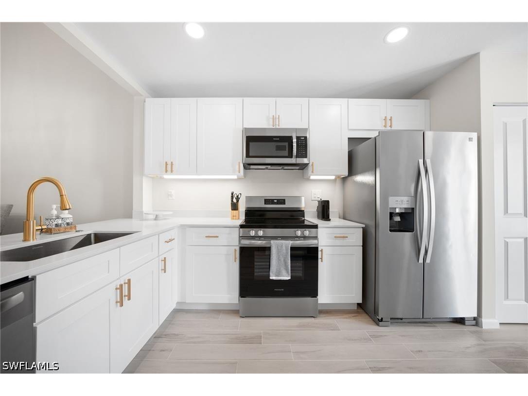 1808 Kings Lake Boulevard #203 Naples FL 34112 226016223 image9