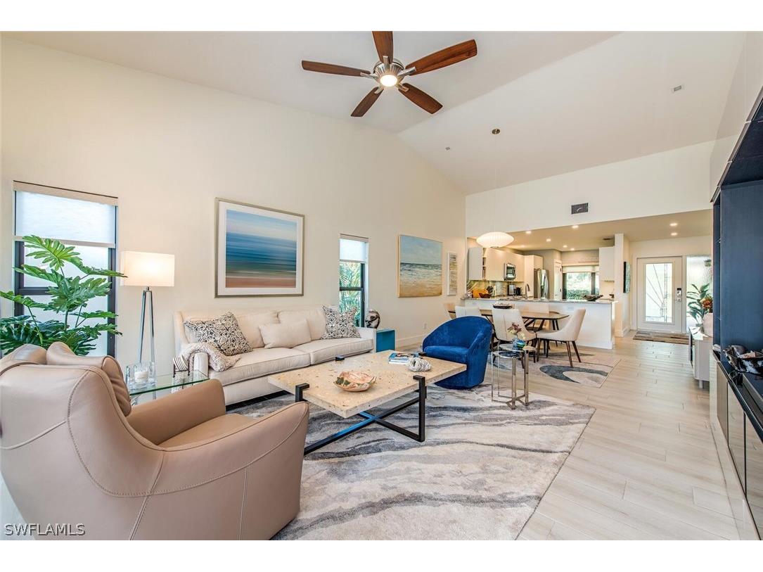 1808 Kings Lake Boulevard #5-205 Naples FL 34112 222090065 image1