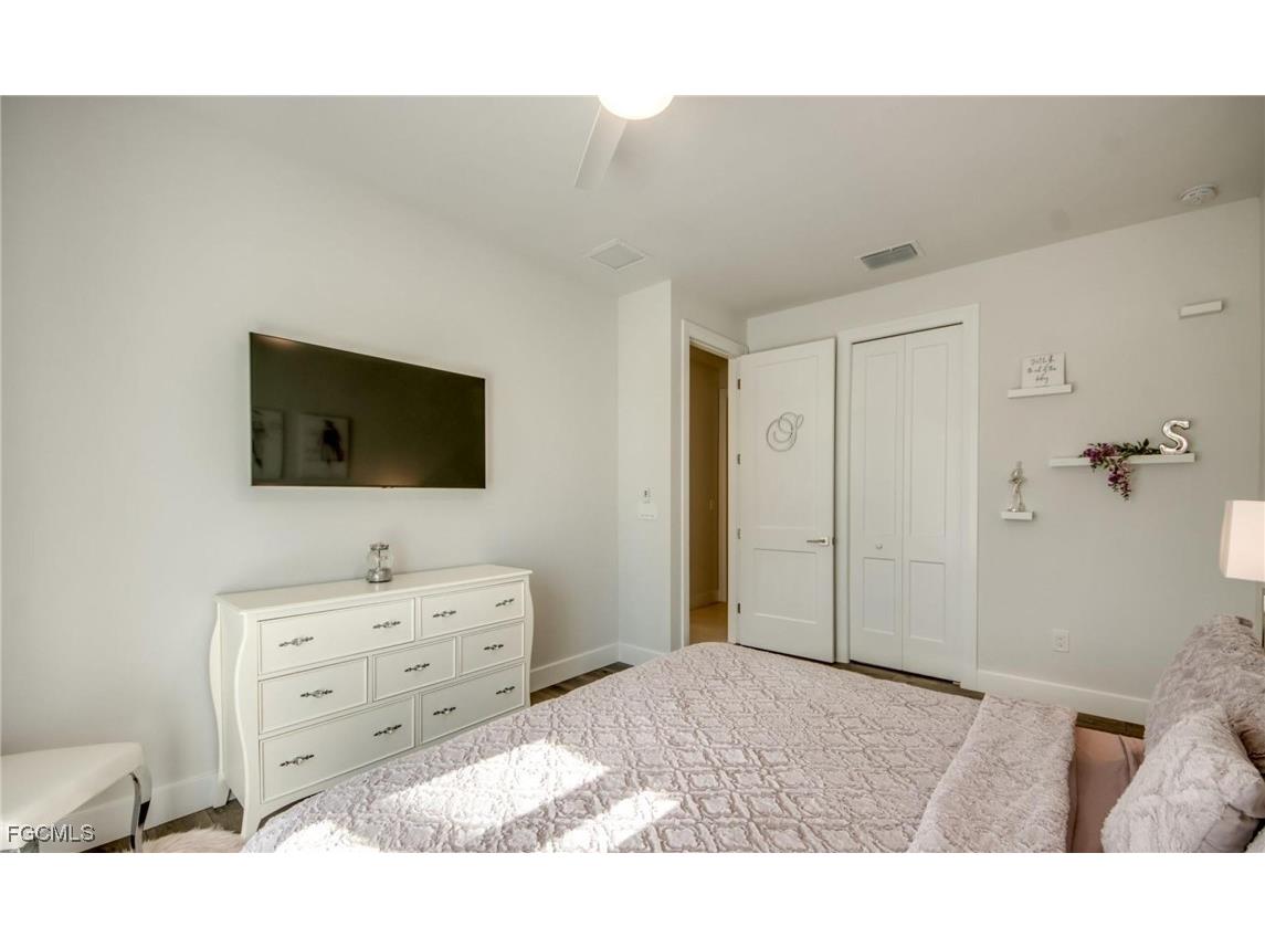 1808 SW 30th Terrace Cape Coral FL 33914 2026000811 image25