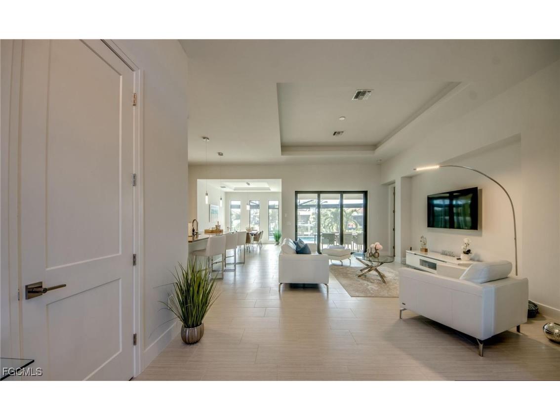 1808 SW 30th Terrace Cape Coral FL 33914 2026000811 image4